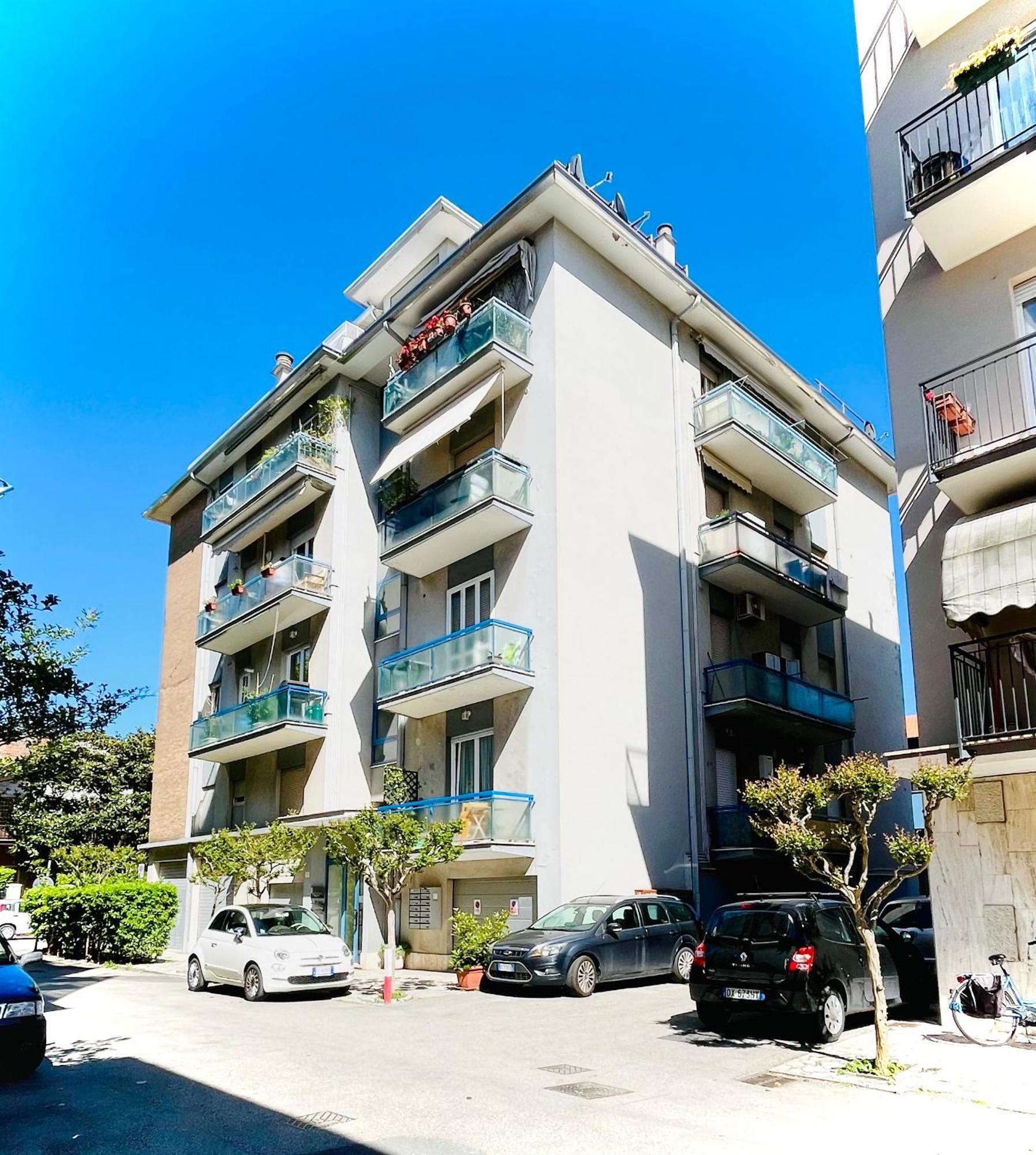 APPARTMENTO per 6 persone A MARINA CENTRO Rimini Esterno foto